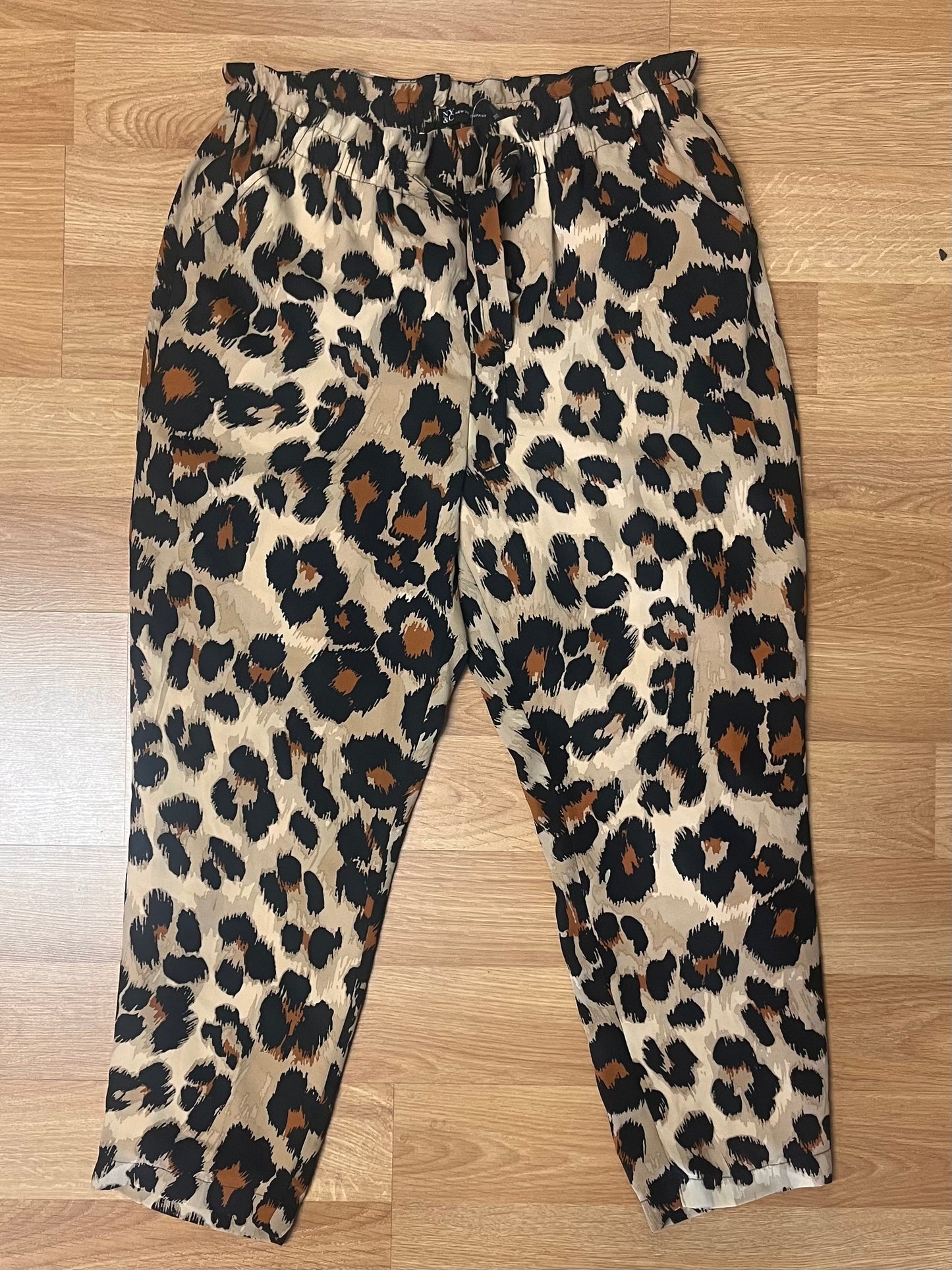 New York Company Pants-Size large-NEW