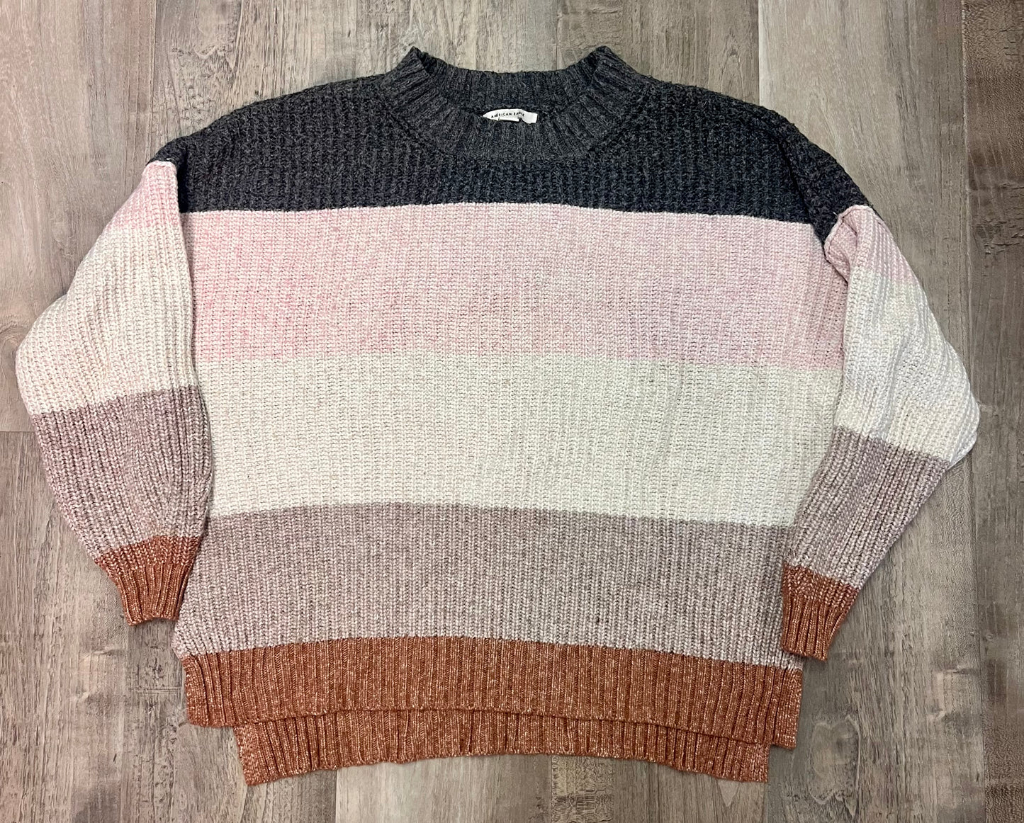 American Eagle Sweater-Size Medium