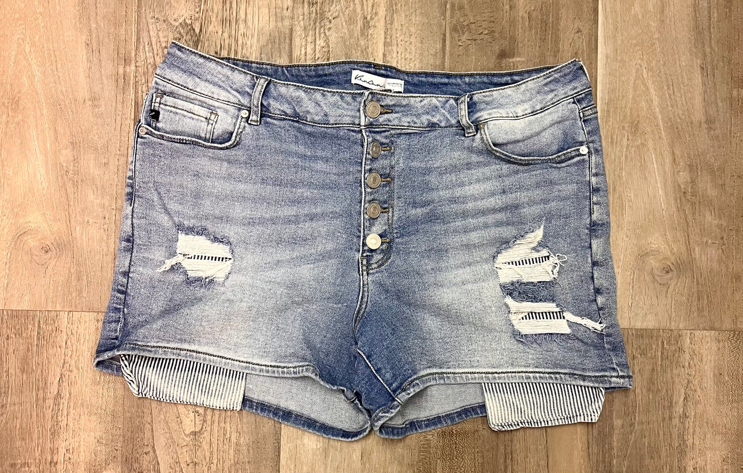 Kancan Shorts-Size 20
