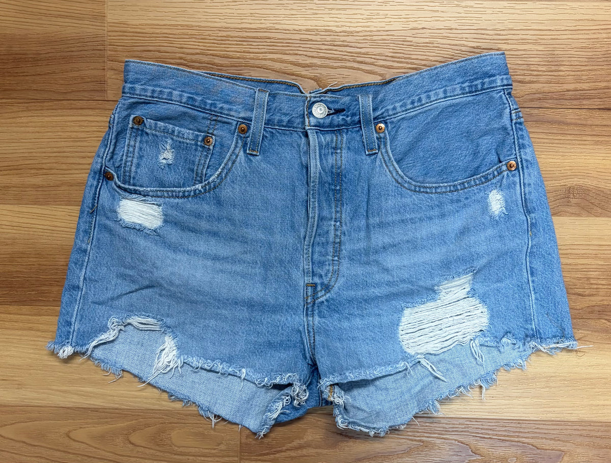 Levi Shorts-Size 11/30