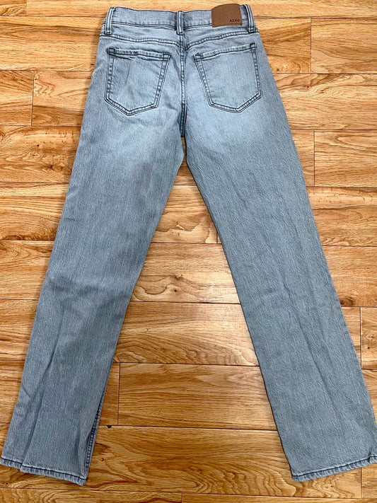 Resale-Areo-Denim-00