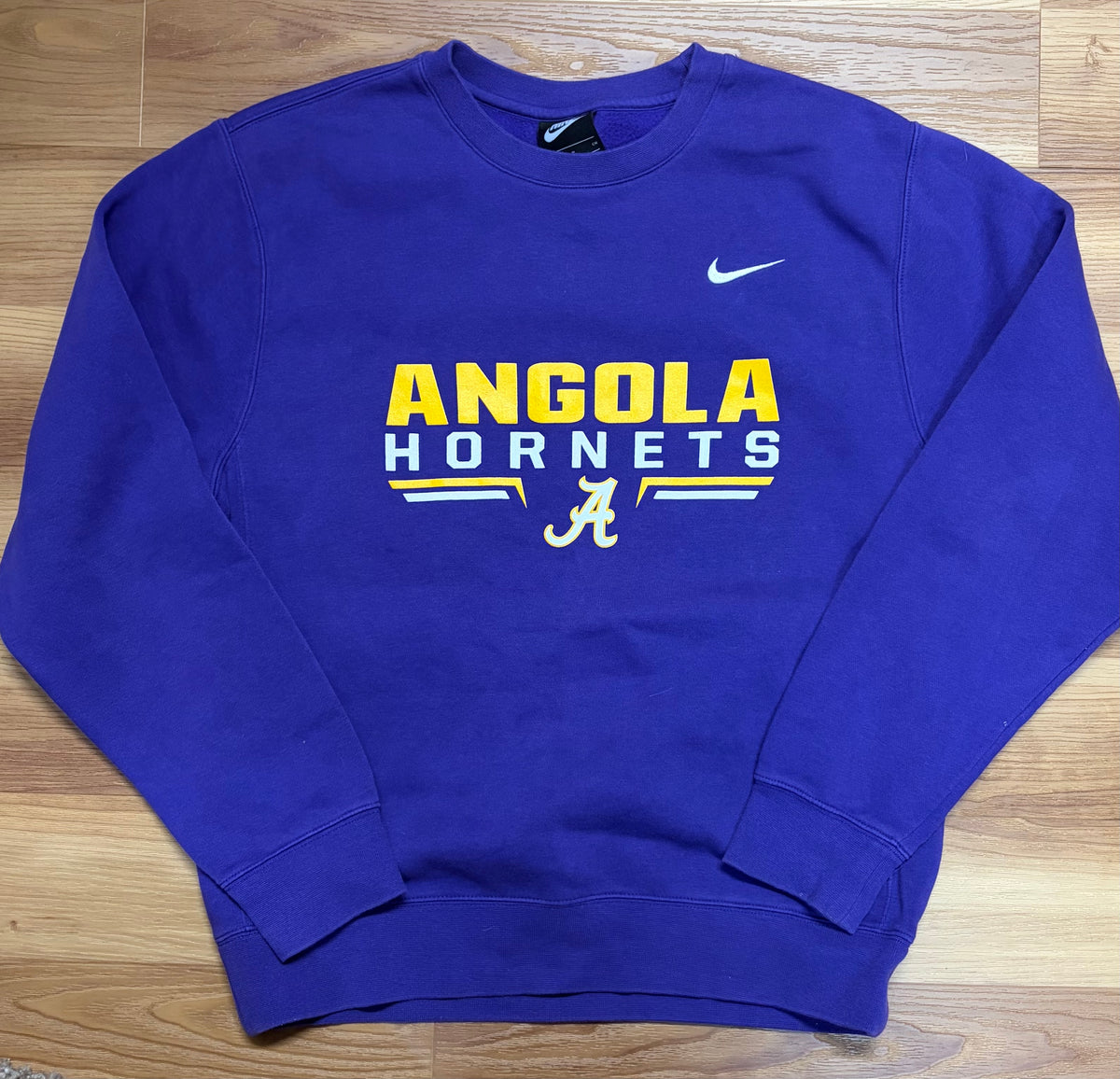 Angola Crewneck-Size Small