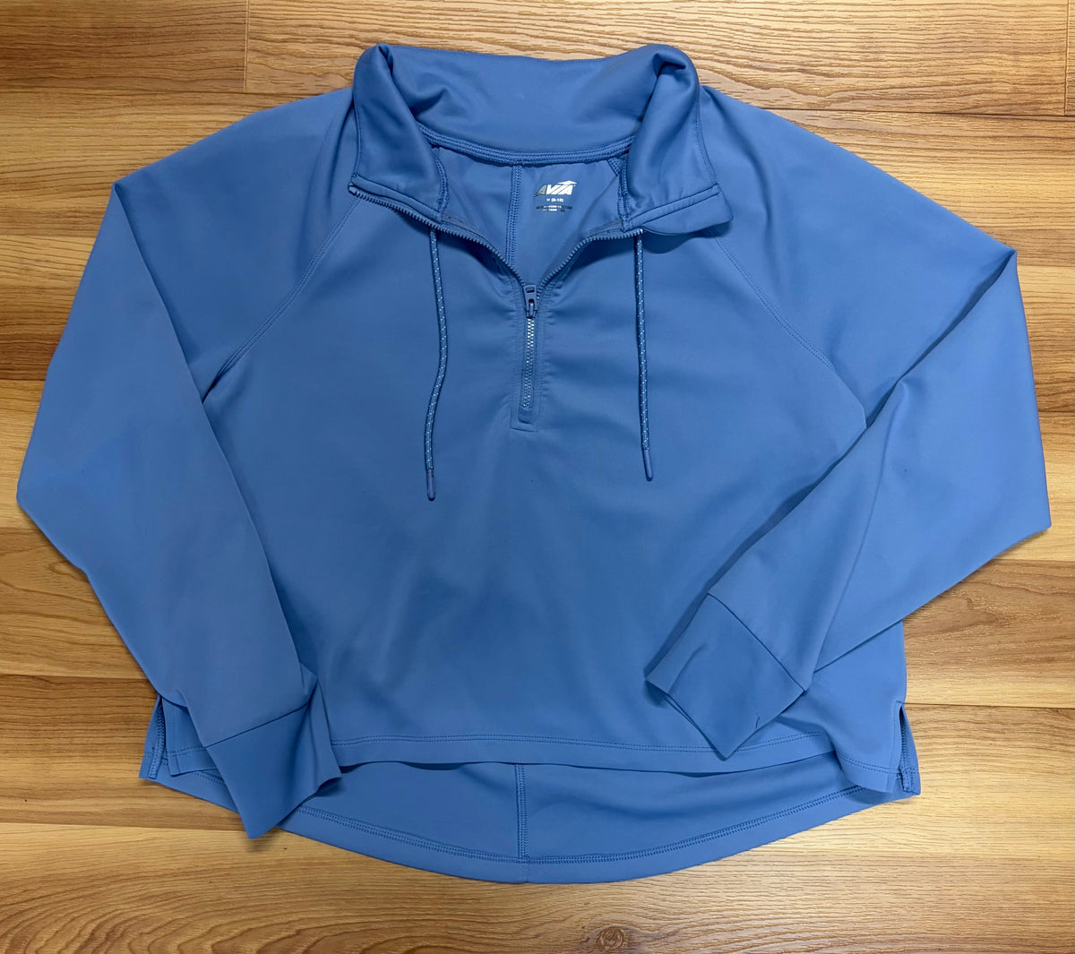 Avia Quarter Zip-Size Medium