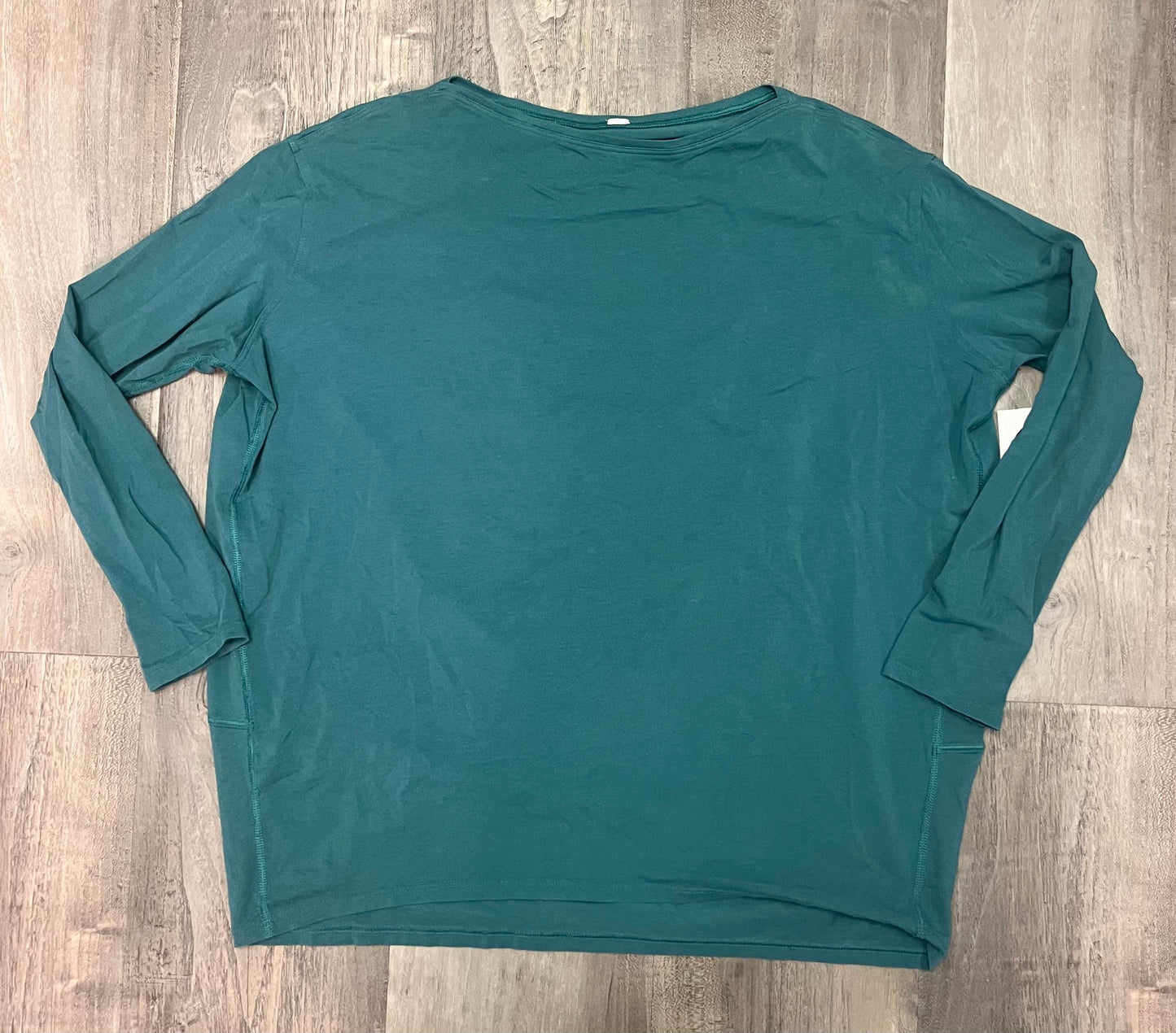Lululemon Long Sleeve-Size Medium