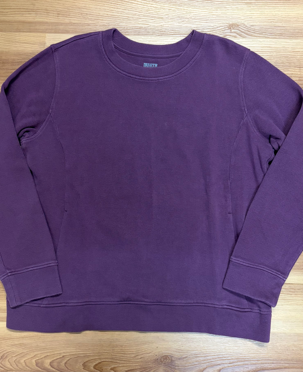 Duluth Crewneck-Size XL