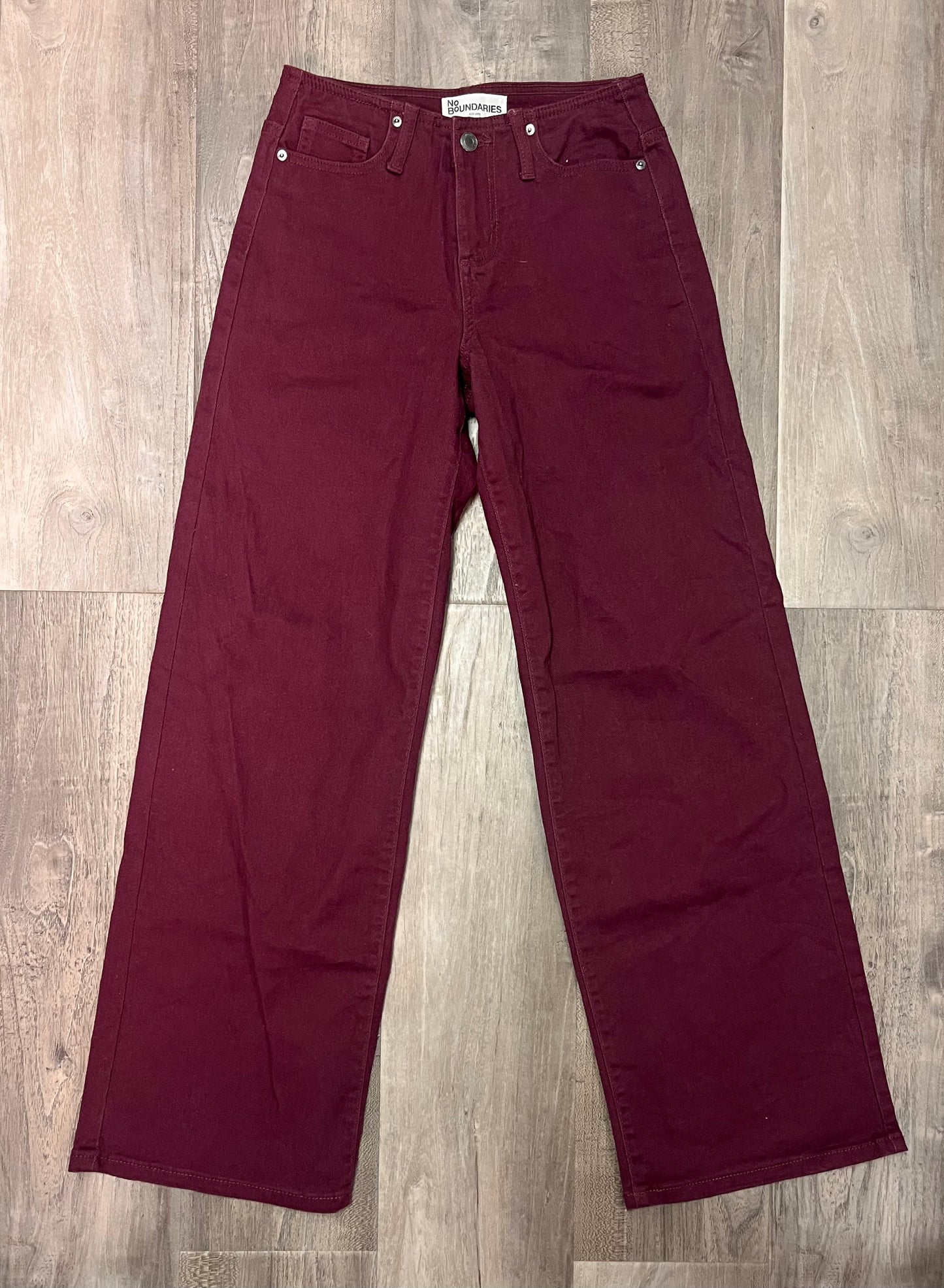 No Boundaries Low Rise Pants-Size 00