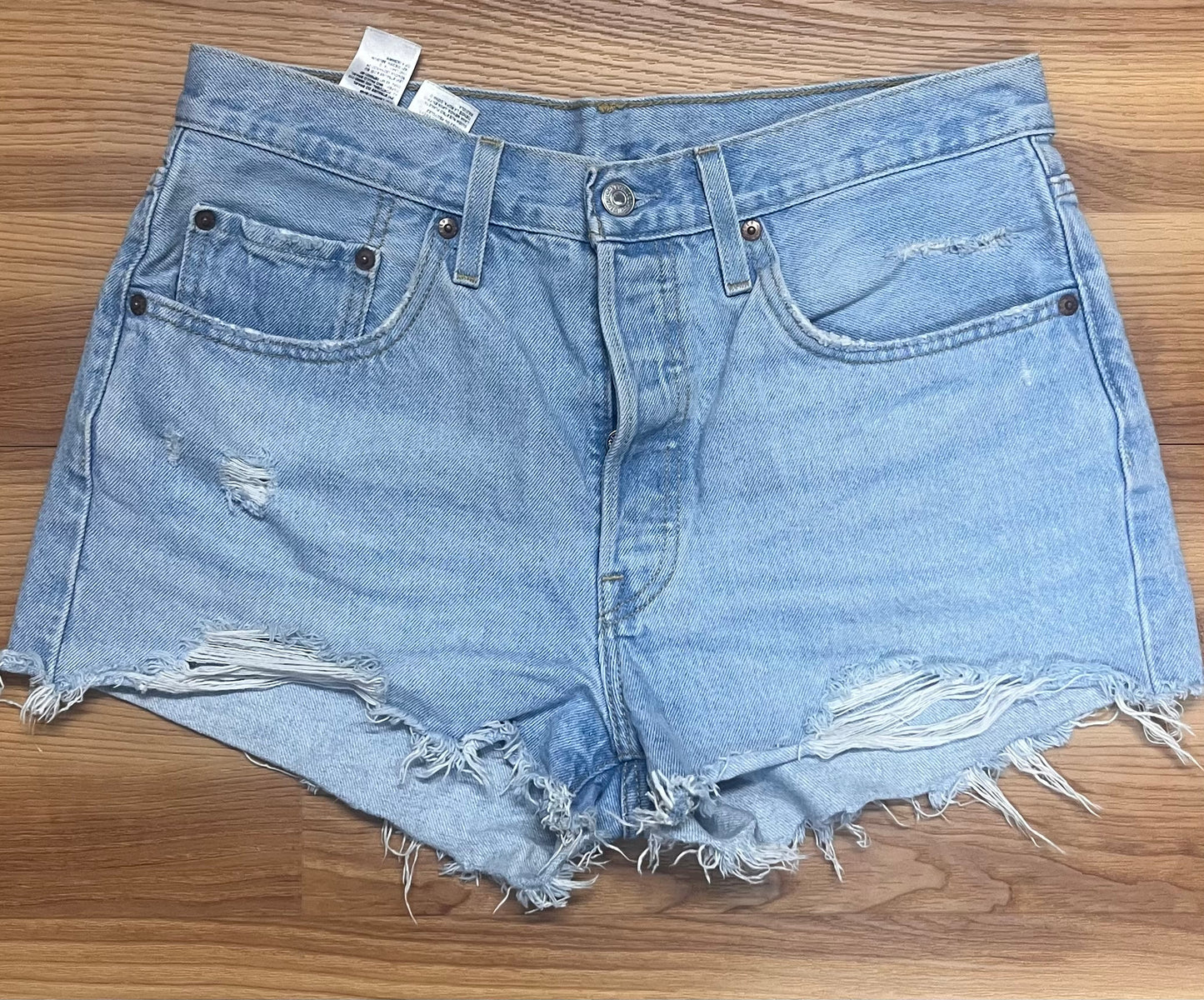 Levi Shorts-Size 30/11