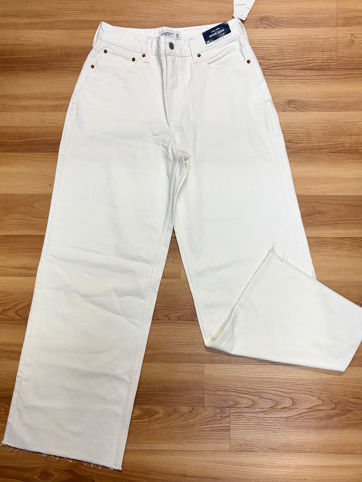 Abercrombie Wide Leg Denim-Size 9/29-NEW
