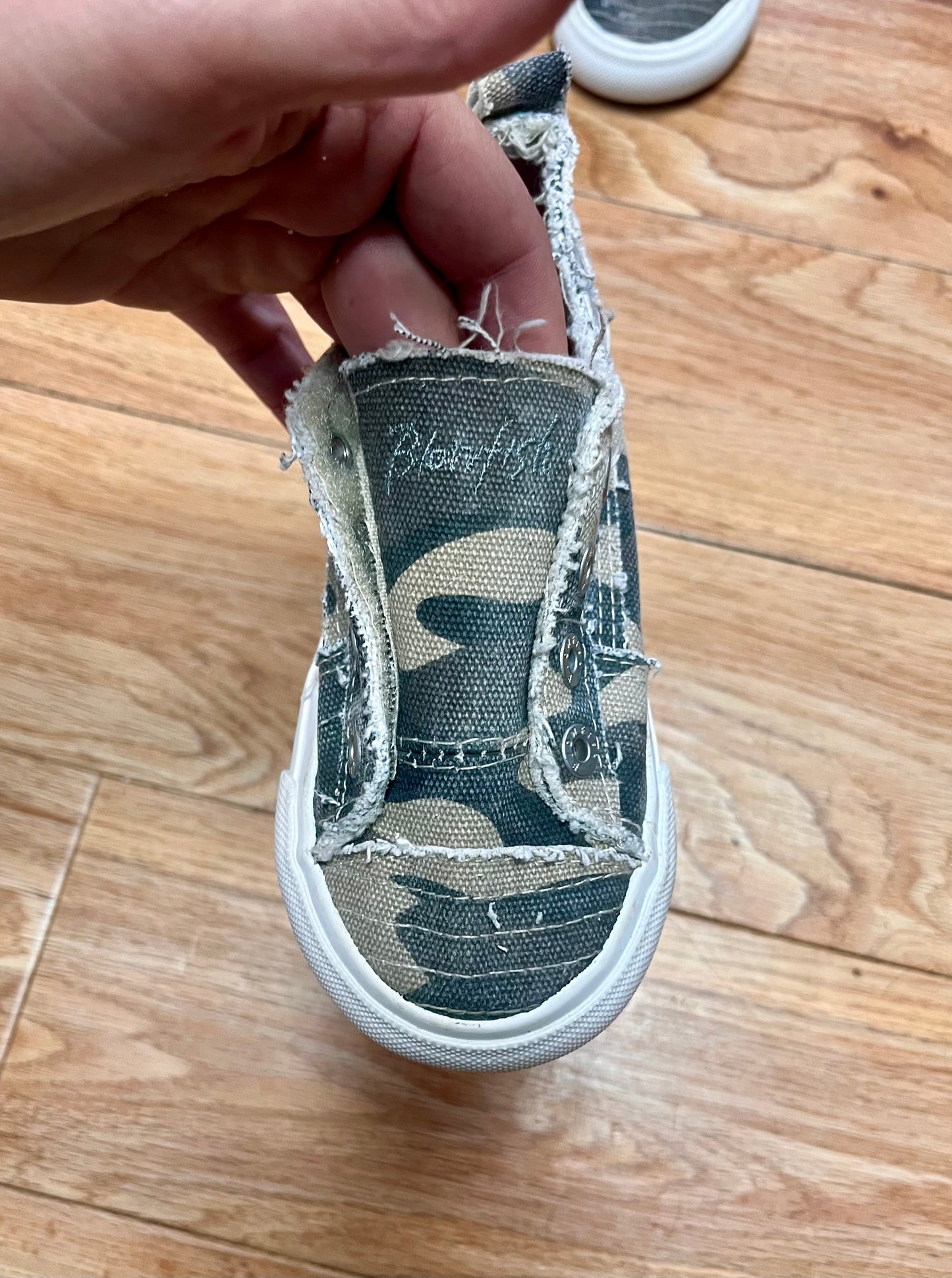 Kids-Blowfish Shoes-Size 10y