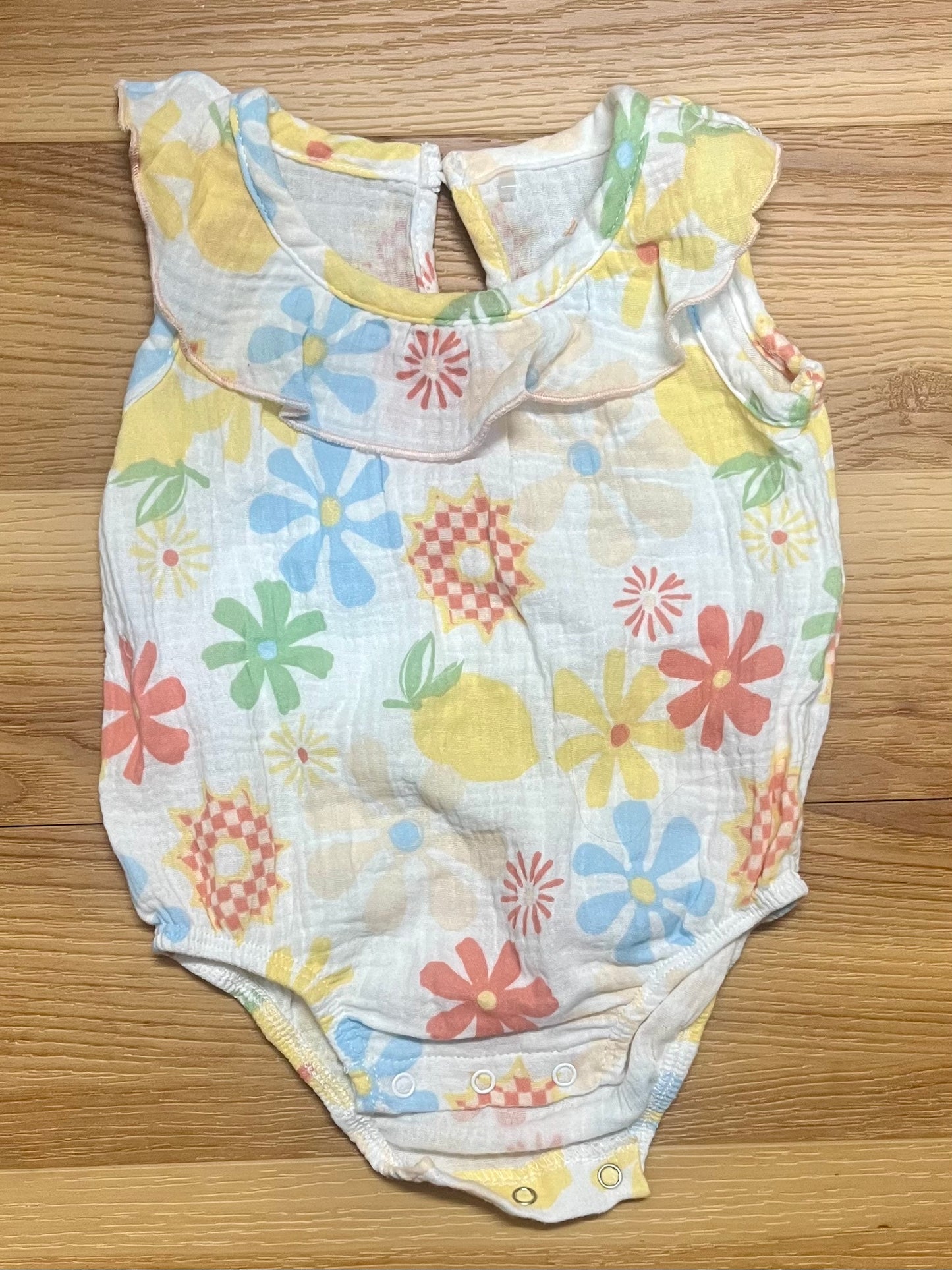 Kids-Dolce Vita Onesie Size 0/3Months