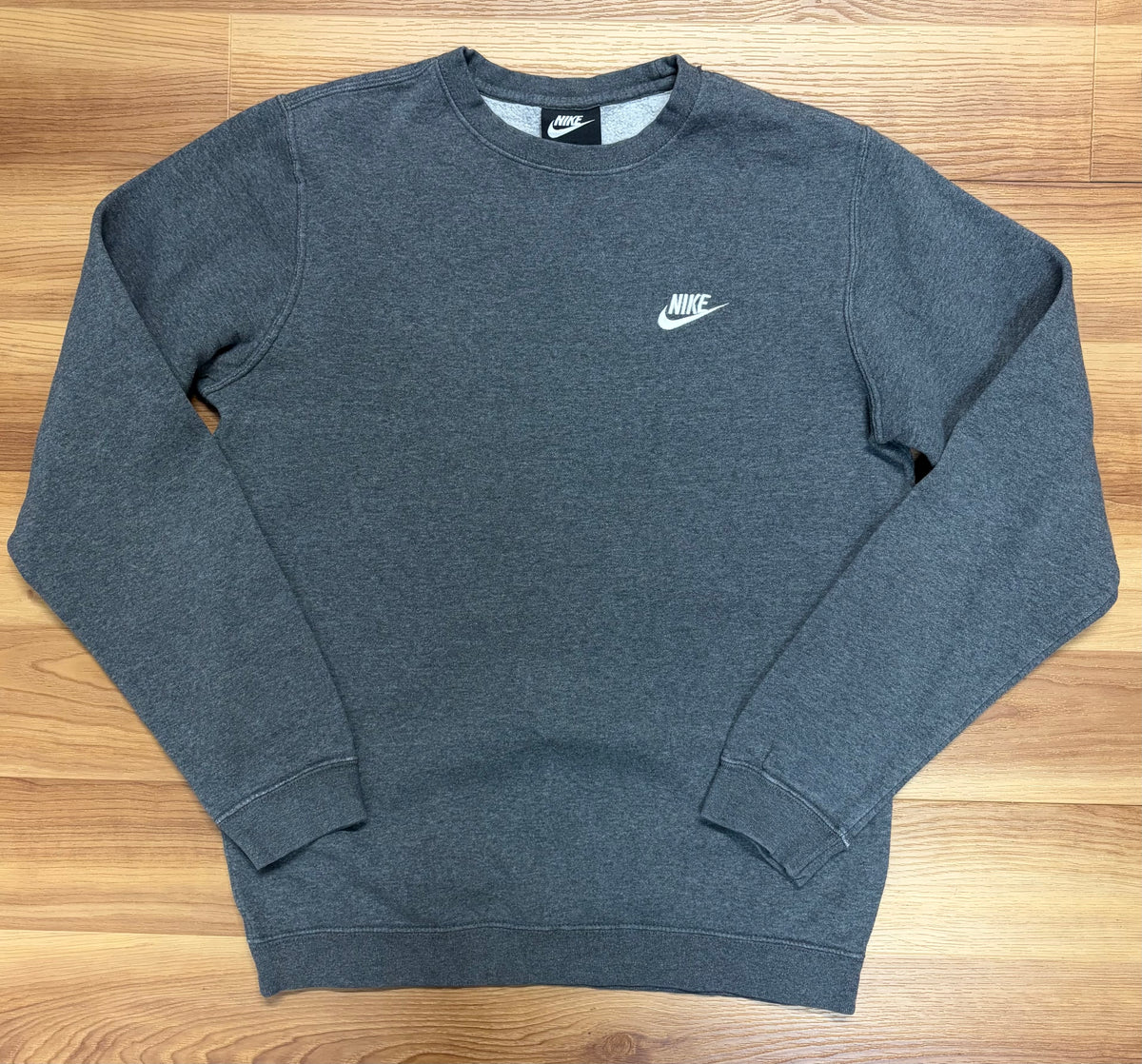 Nike Crewneck-Size Small