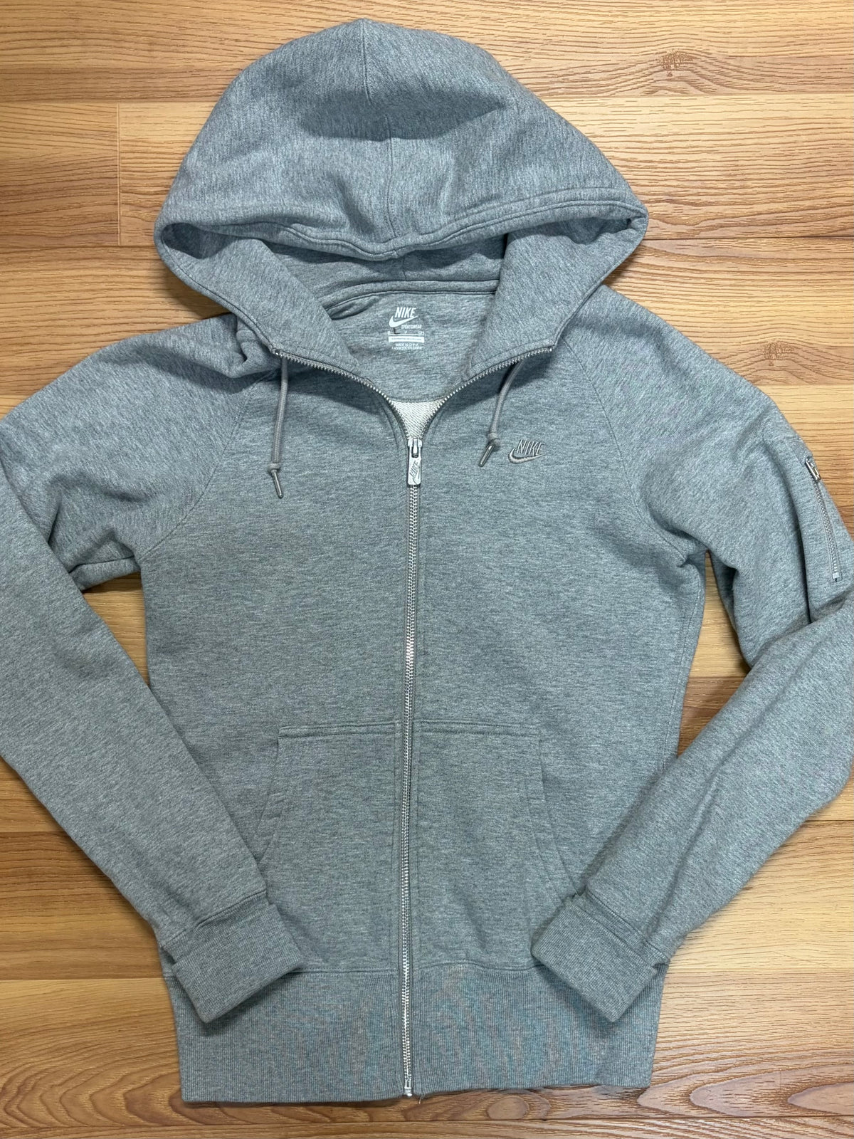 Nike Zip Up-Size Small