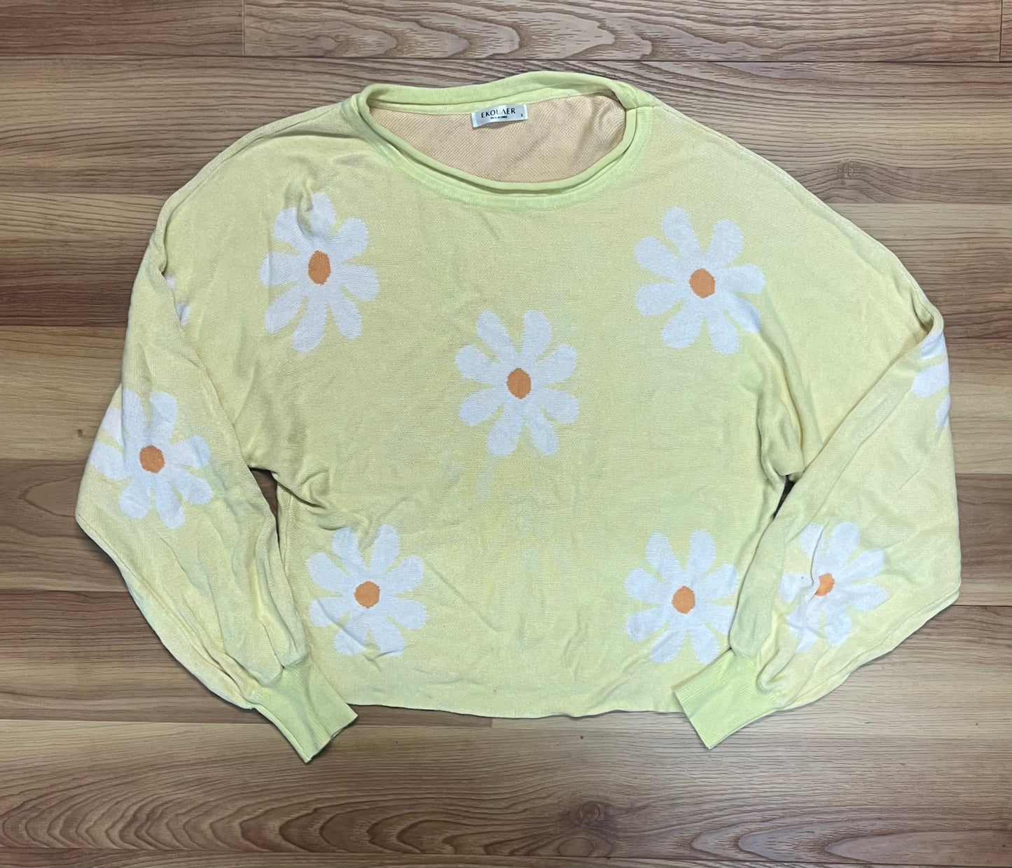 Ekouaer Sweater-Size Small