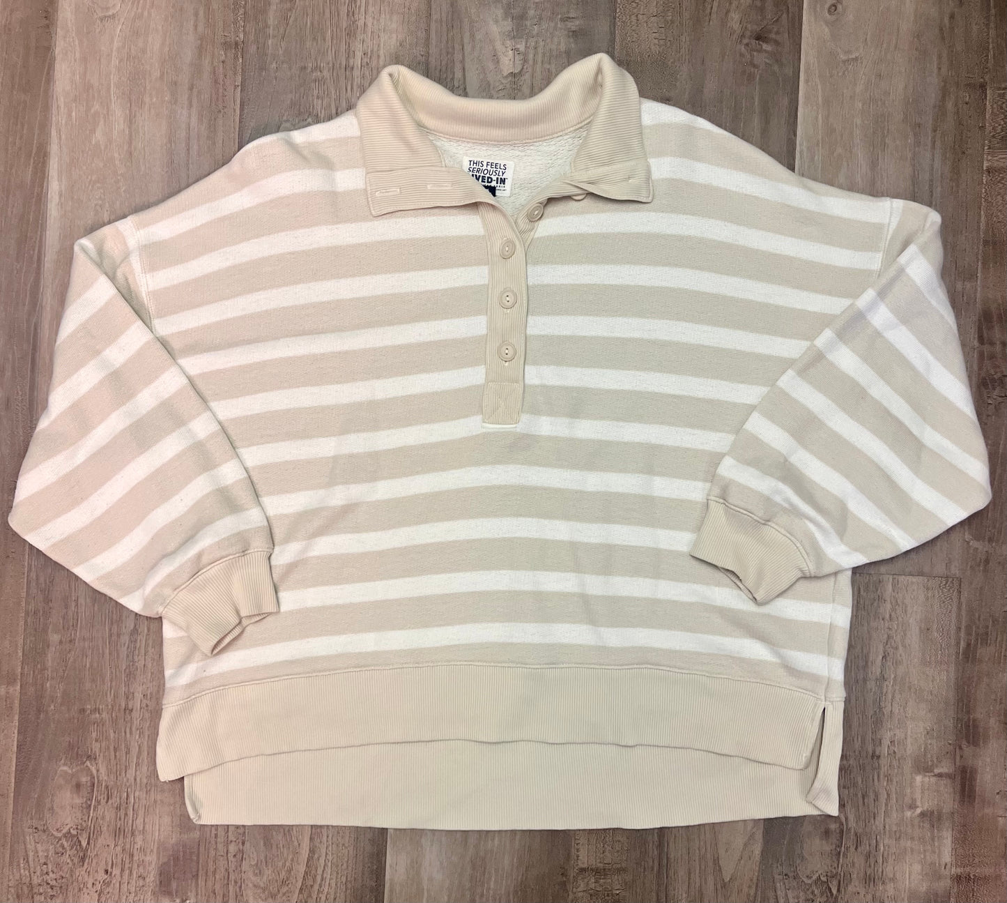 American Eagle Sweater-Size Large-Tan