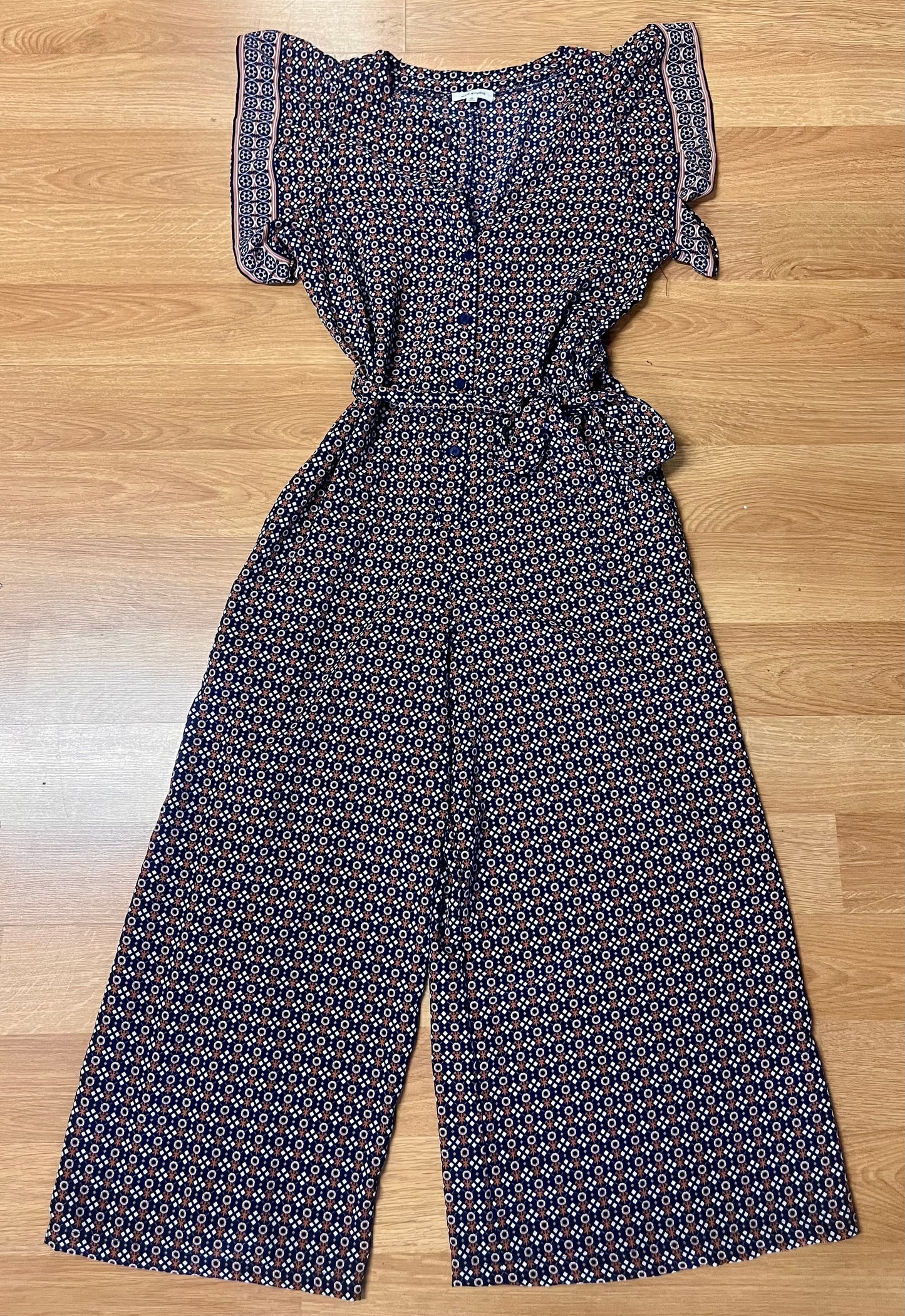 Max Studio Jumpsuit-Size Medium