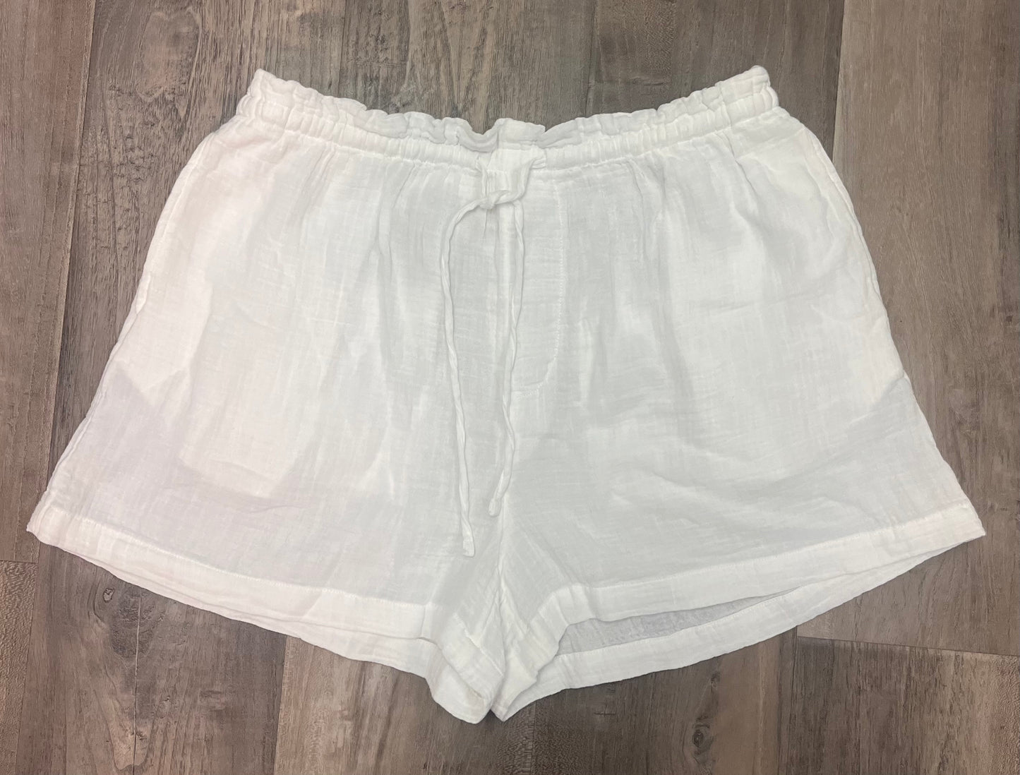 Universal Threads Shorts-Size Medium