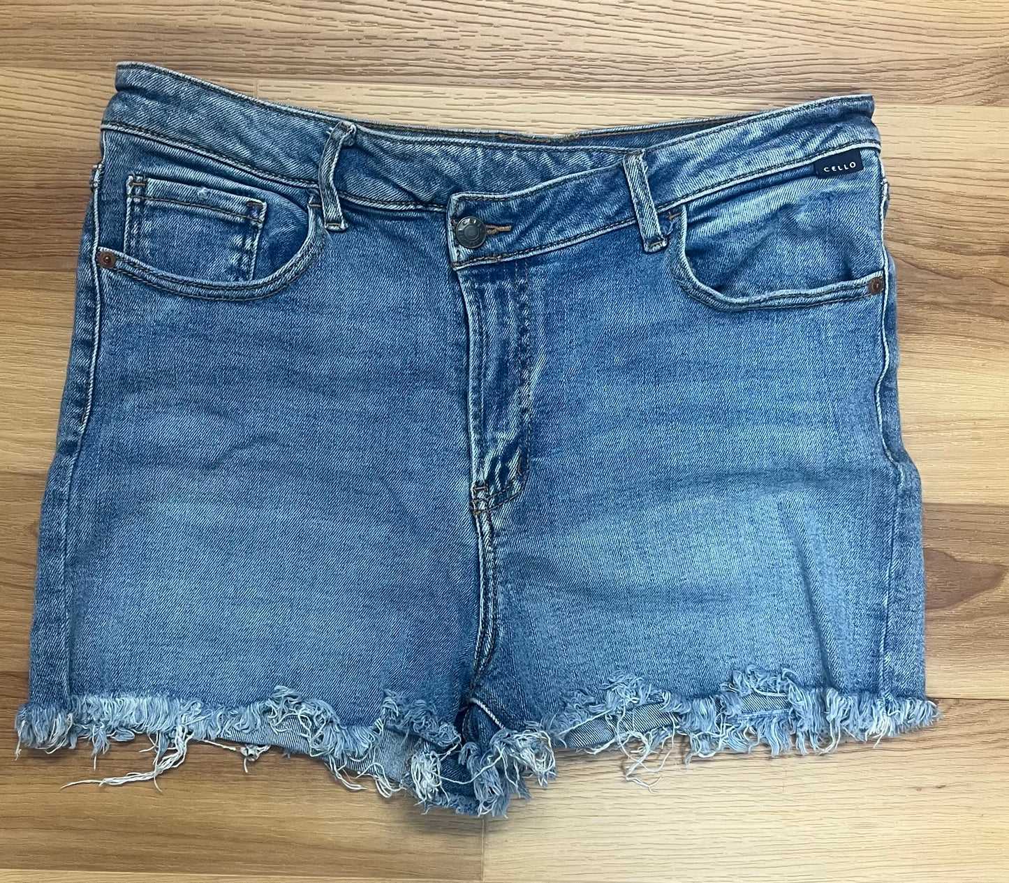 Cello Shorts-Size Large