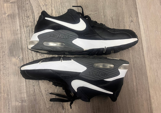 Nike Air Max Size 9.5