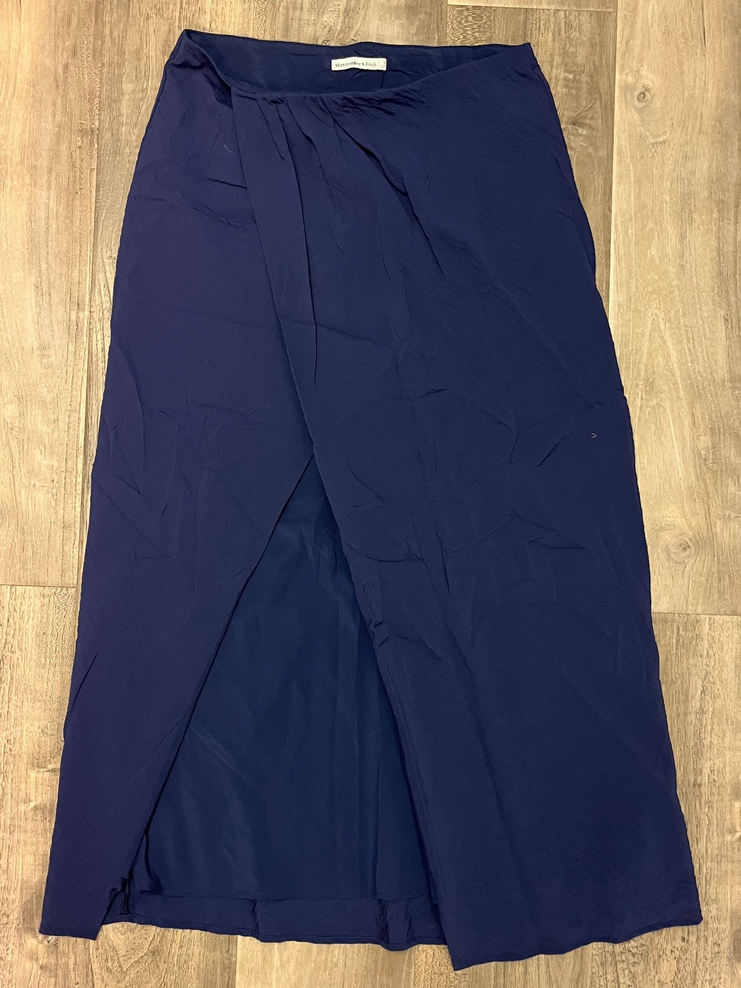 Abercrombie Maxi Skirt-Size Small