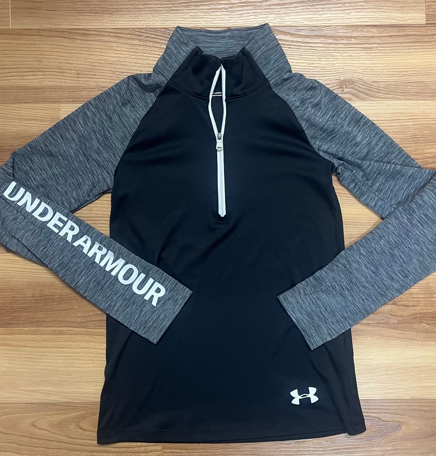 Kids-Under Armor Quarter Zip-Size Large