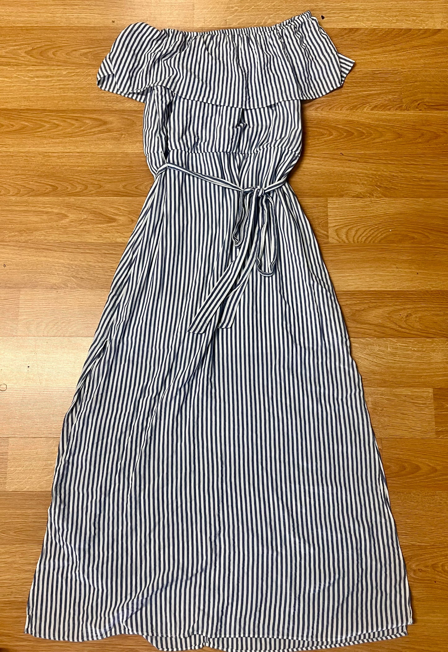 Maurices Maxi Dress-Size Medium