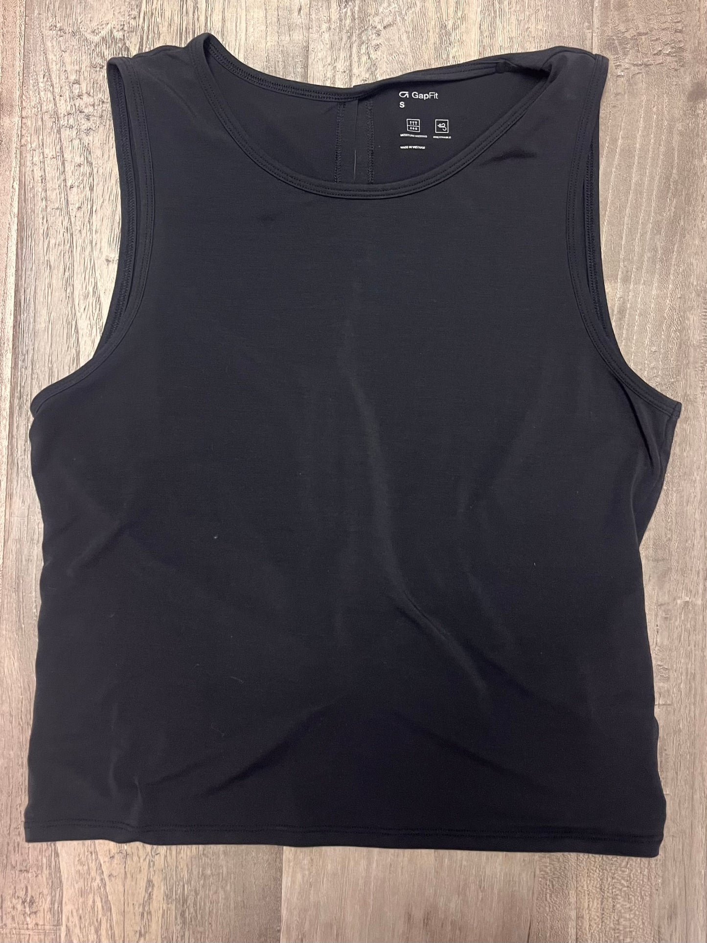 Gap Tank-Size Medium