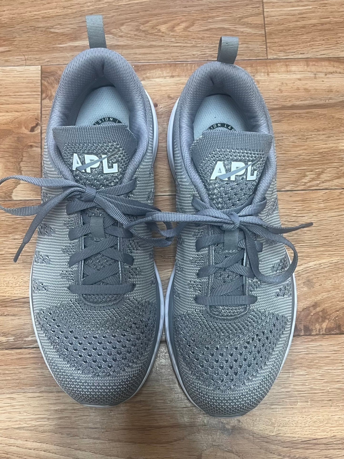 Resale-APL Running Shoes-9