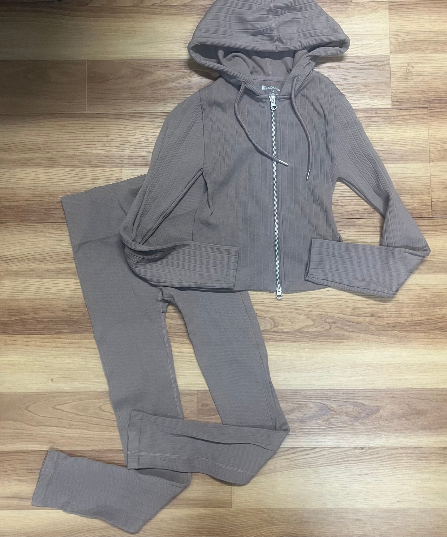 No Boundaries Set-Size Small