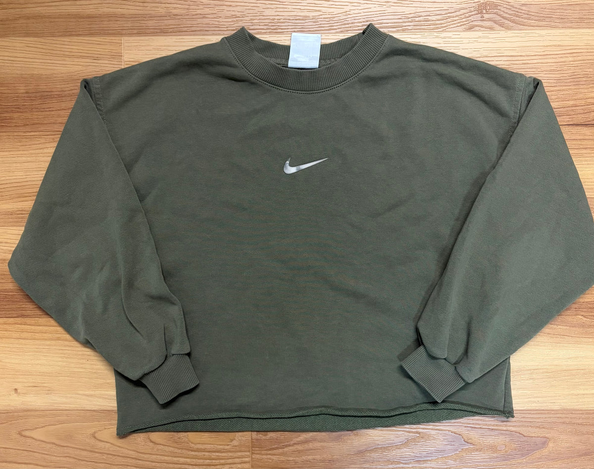 Kids-Nike Cropped Crew-Size Medium