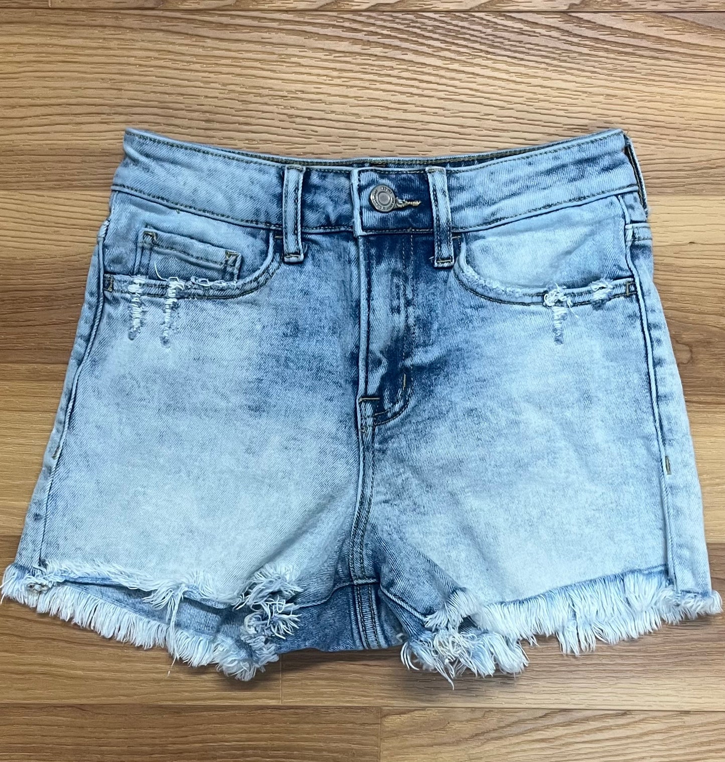 Vervet Shorts-Size XS (fits a 1) Light denim