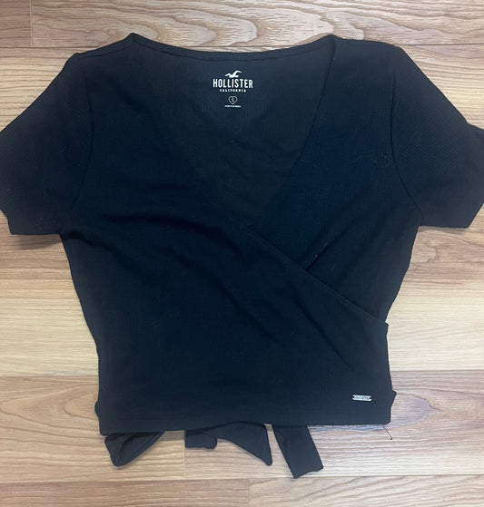 Hollister SS-Size Small