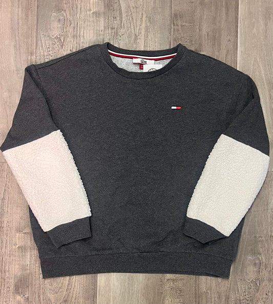 Tommy Hilfiger Crewneck-Size Large