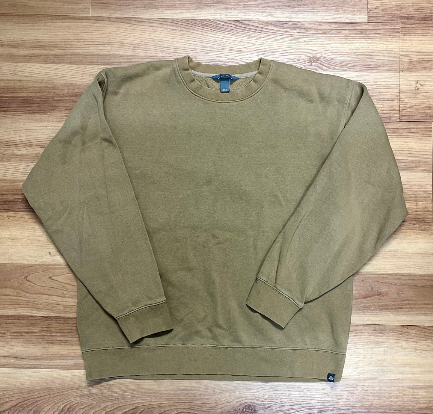 Eddie Bauer Crewneck-Size Large
