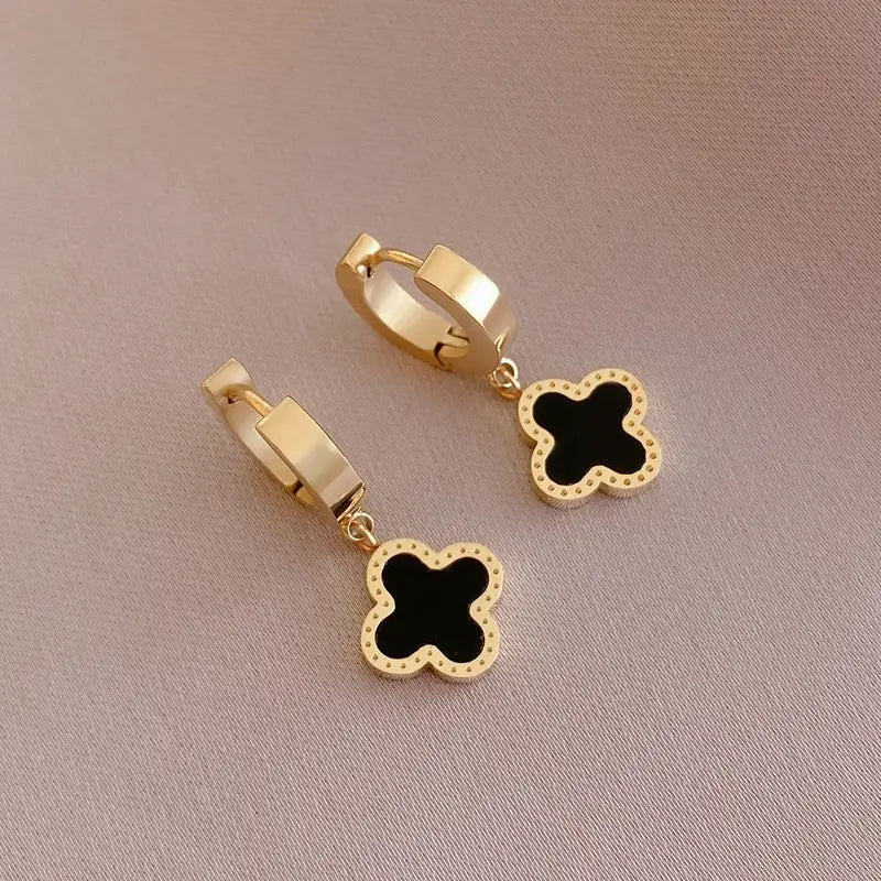 18K Stainless Steel Clover Huggie Hoop Earrings