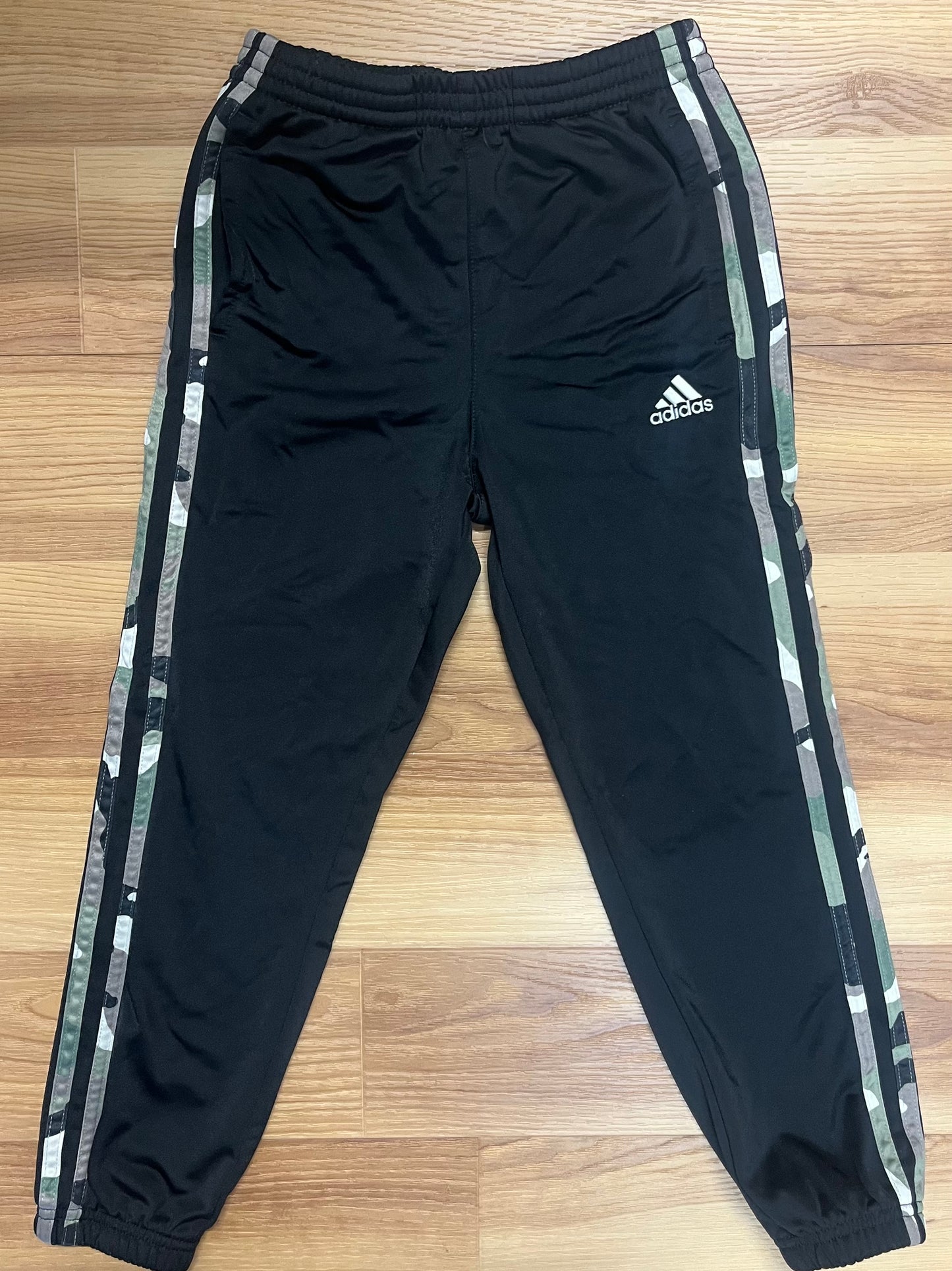 Kids-Adidas Pants-Size 6