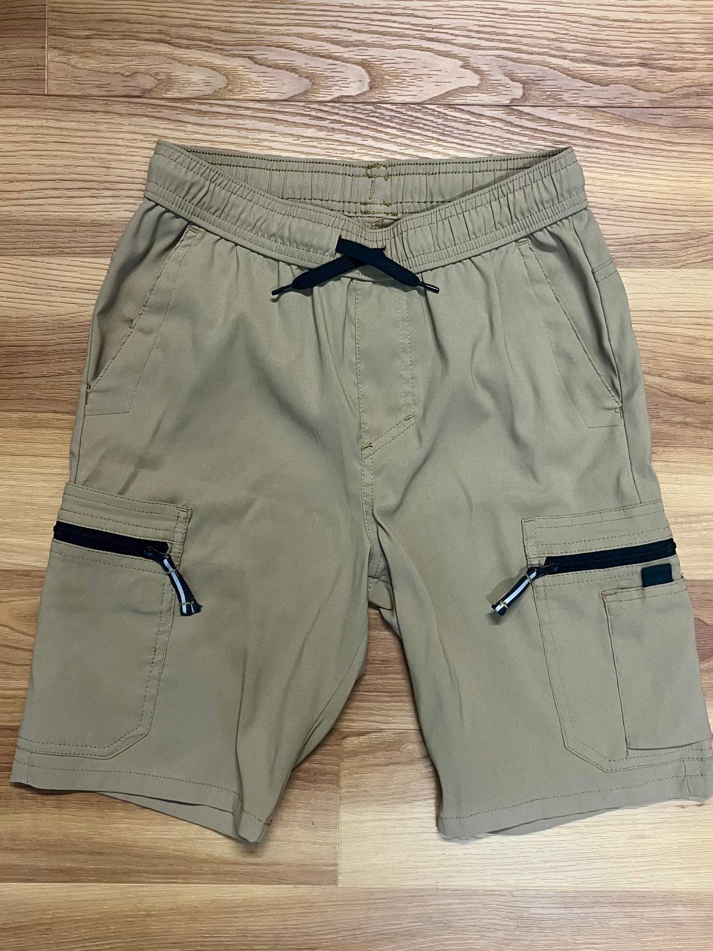 Kids Wrangler Shorts-Size Large 10/12