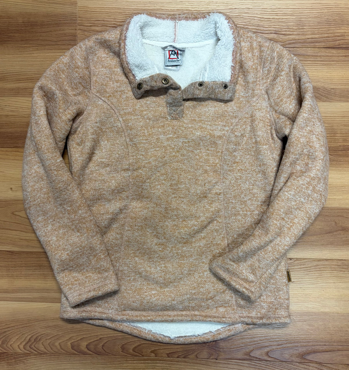 Avalanche Snap Up-Size Medium