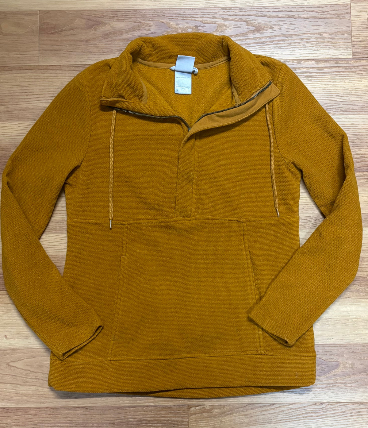 Avalanche Quarter Zip-Size Small