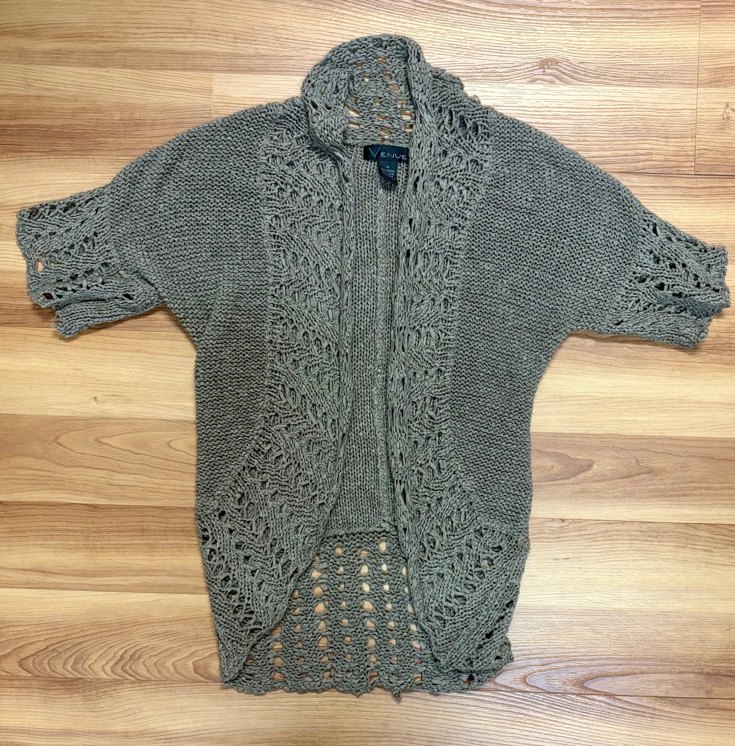 Venue Sweater-Size Medium