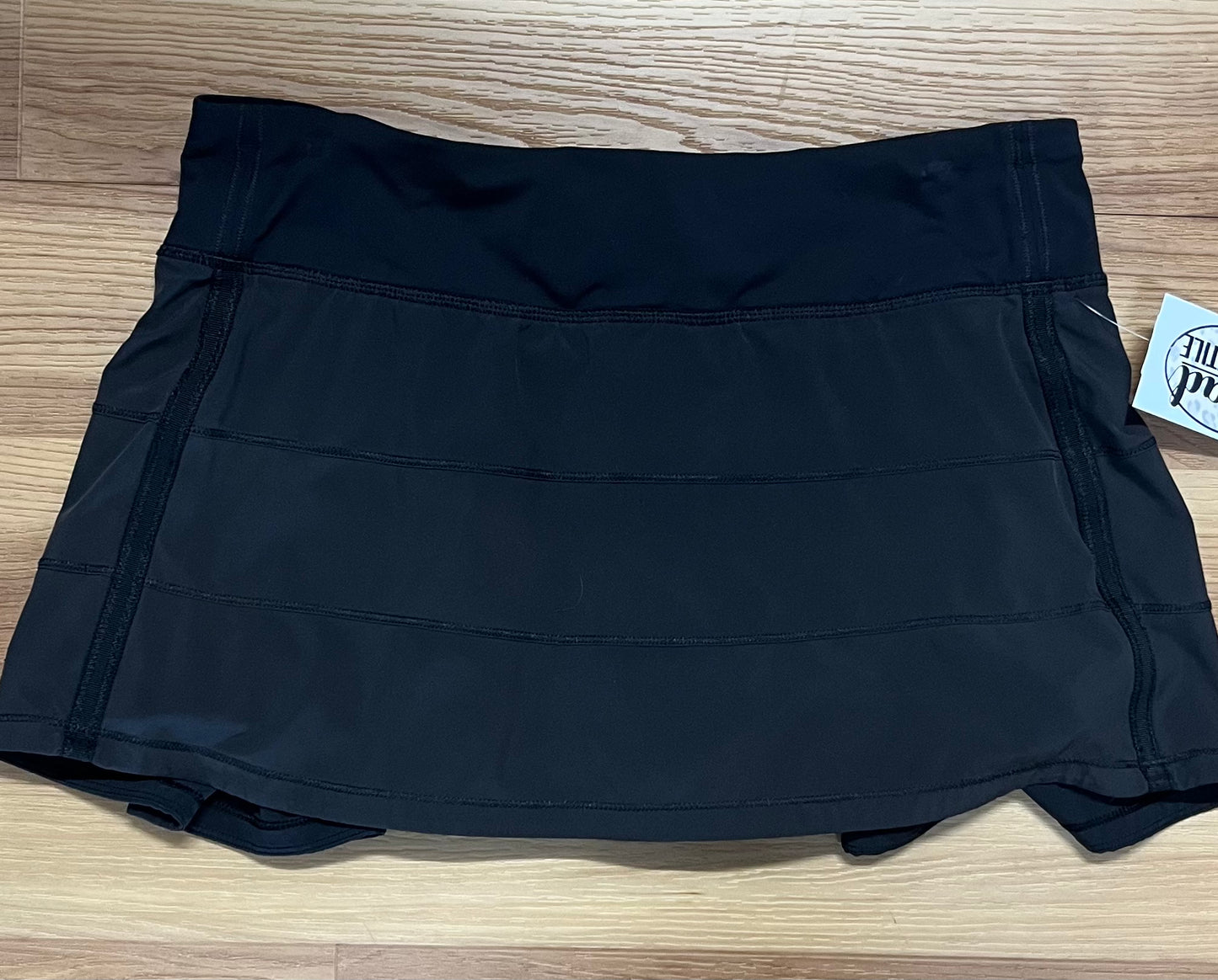 LuluLemon Skirt-Size 8