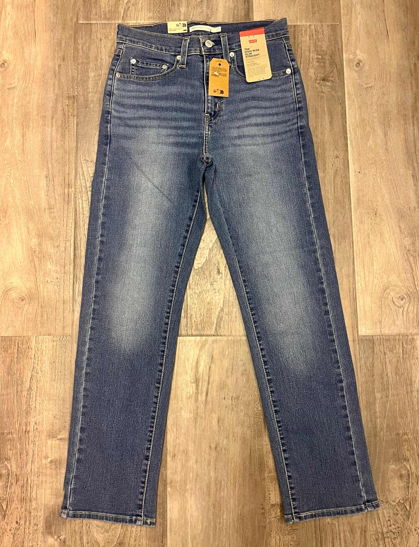 Levi Denim-27/3 Short NEW!