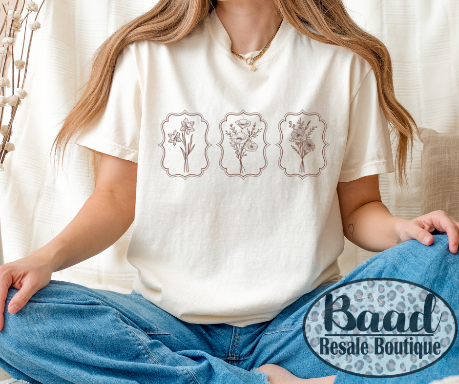 Boho Minimalist Flowers Graphic Tee