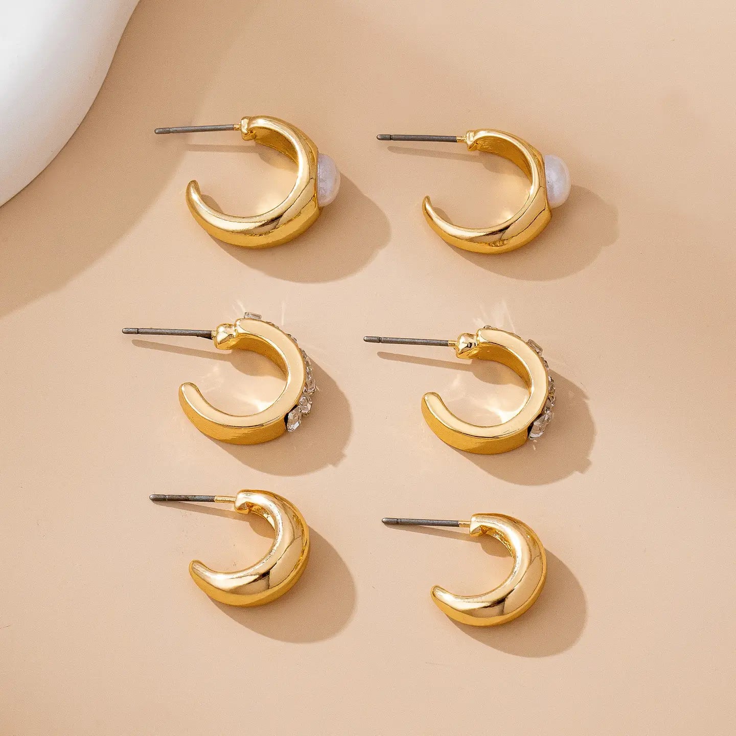 Pearl & Baguette Huggie Hoop Trio